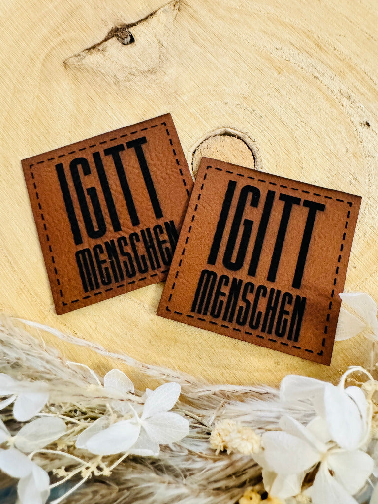 superweiches braunes PU-Label mit dem Spruch Igitt Menschen