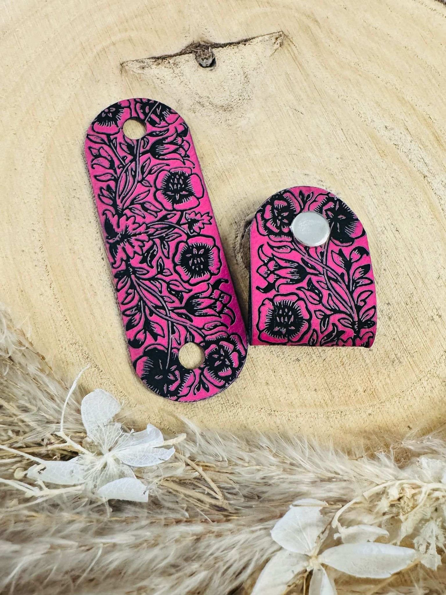 superweiches pinkes Knicklabel mit Blumenmotiv Magnolien