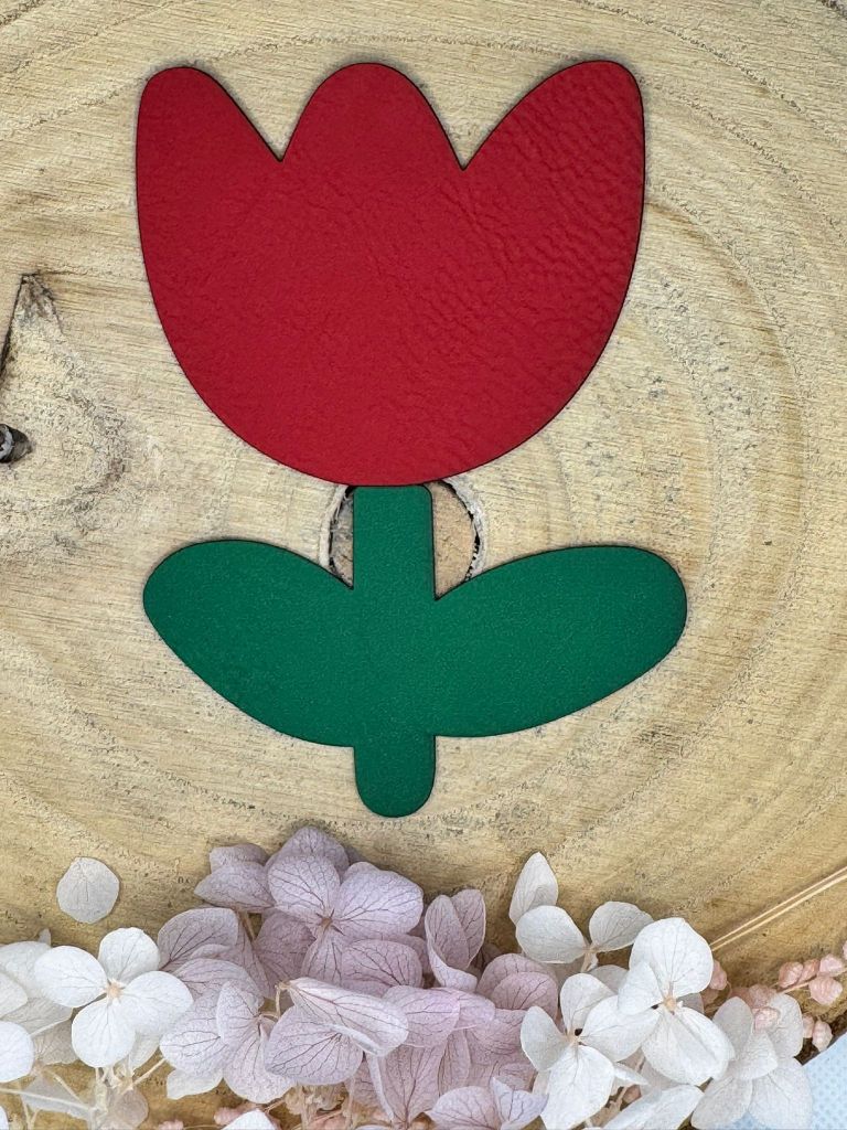 superweiches zweiteiliges Kunstlederlabel in Form einer Tulpe tängel grün Blüte dunkelrot