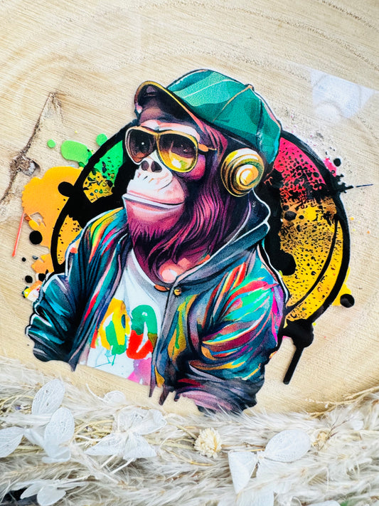 UV-Sticker mit einem coolen Affen in aquarell bunt