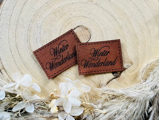 braunes Kunstleder Label mit dem Spruch Winter Wonderland