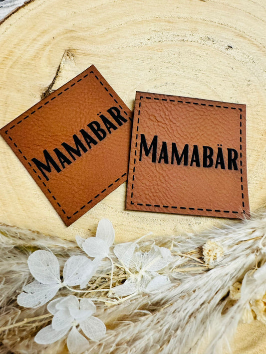 braunes PU-Label mit der Aufschrift Mamabär