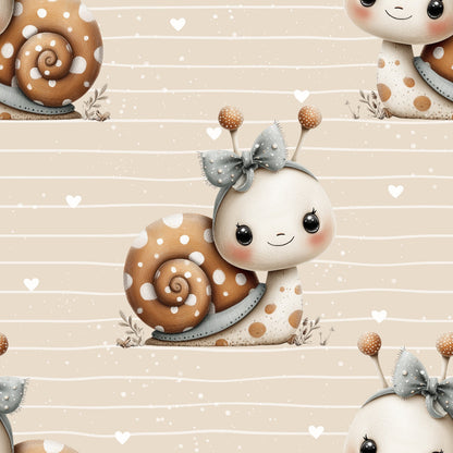 toller Stoff mit kleinen lustigen Schnecken auf beigem Untergrund