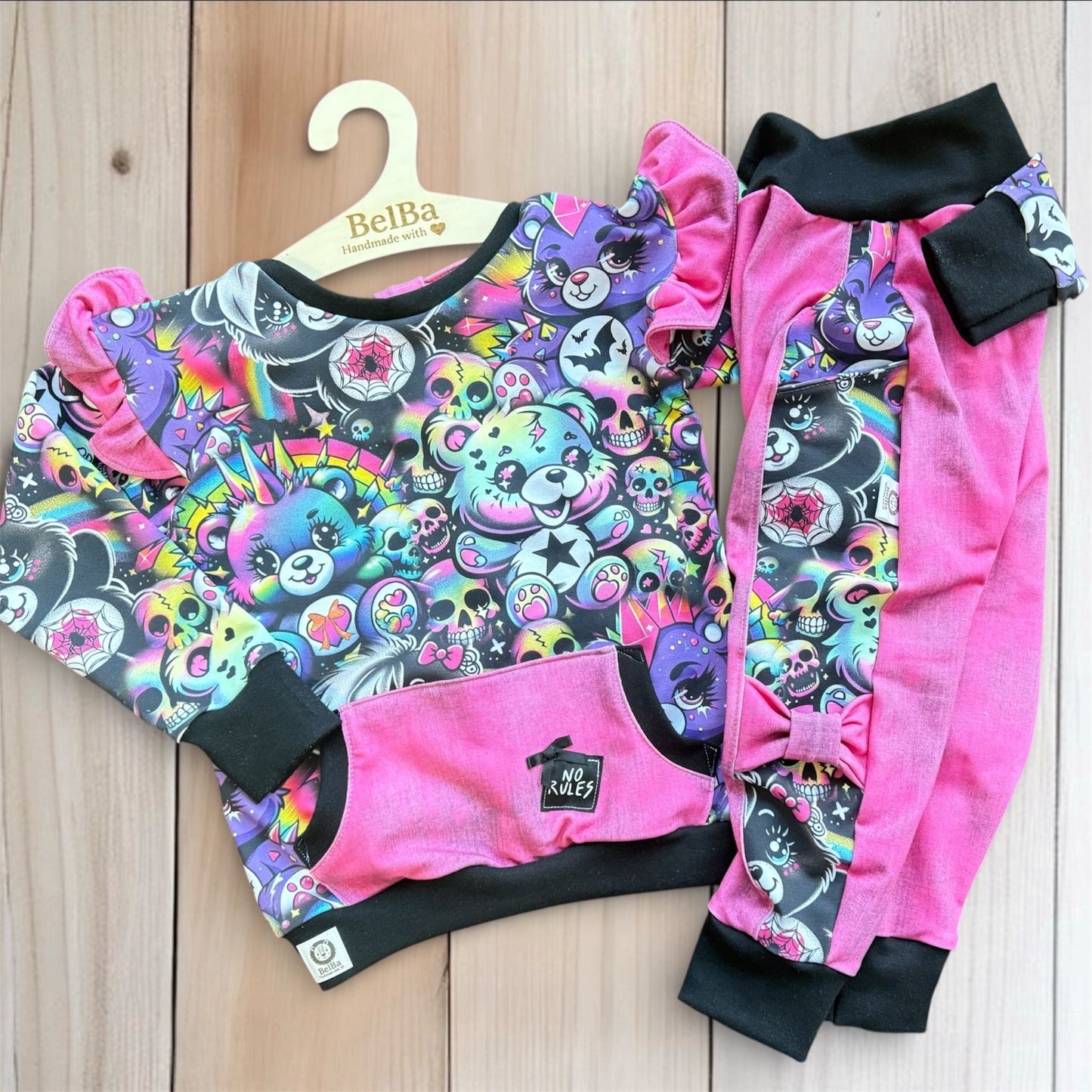 Stoff VB Neon Bärchen