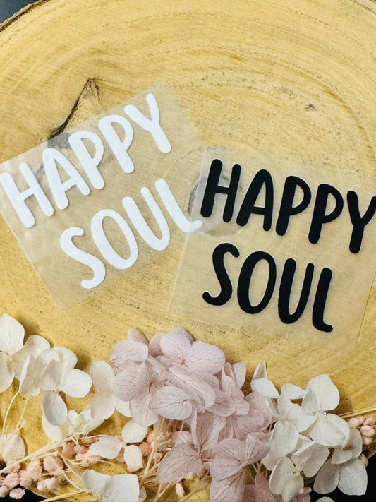 aufbügelbares Label mit dem Spruch Happy Soul in schwarz und weiss