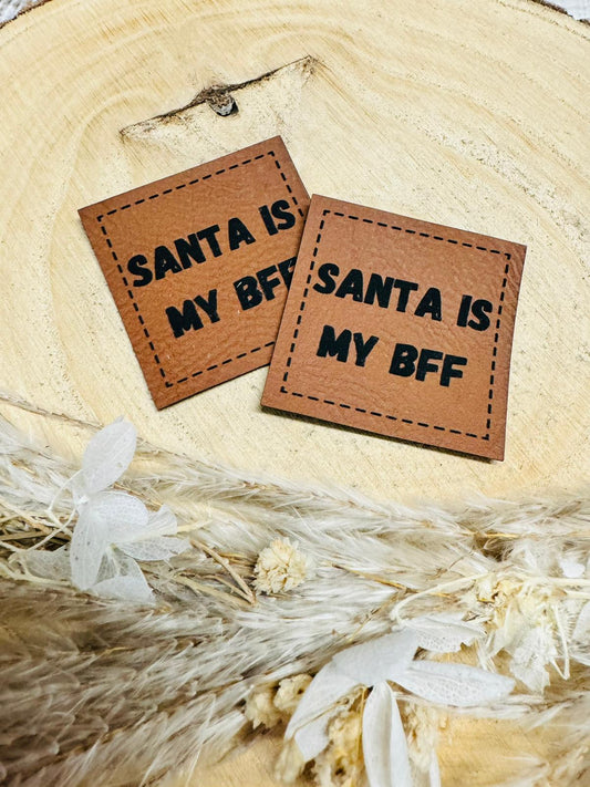 braunes christmas kunstlederlabel mit dem spruch santa is my bff