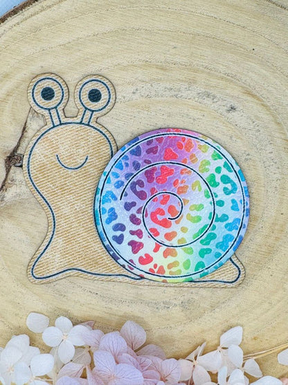 superweiches zweiteiliges kunstlederlabel in Form einer Schnecke mit Gehäusefarbe bunt