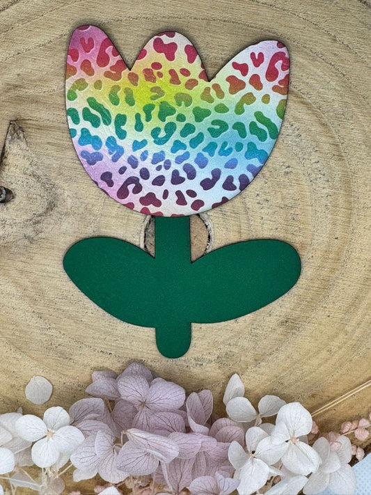 superweiches zweiteiliges Kunstlederlabel in Form einer Tulpe Stängel Grün Blüte bunt