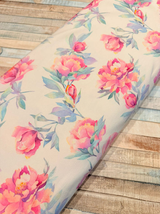 schöner French Terry Stoff mit floralem Muster Rosa