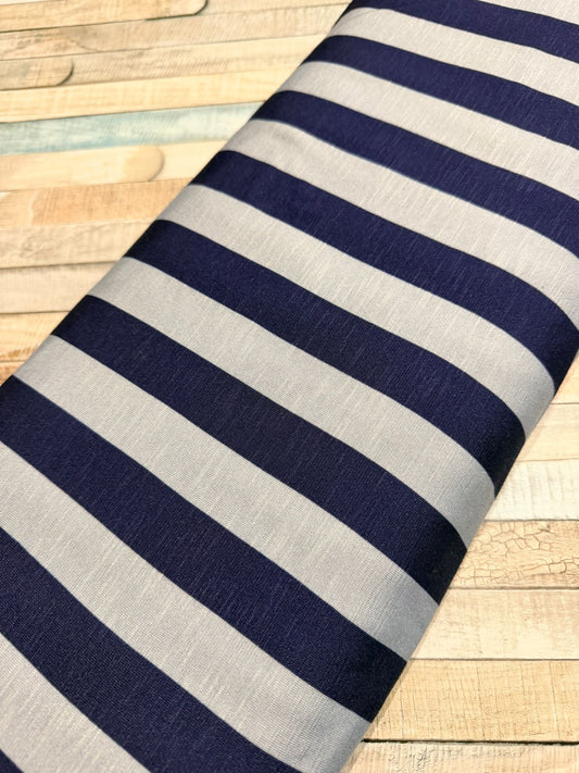 schöner Jersey Stoff hell dunkelblau gestreift