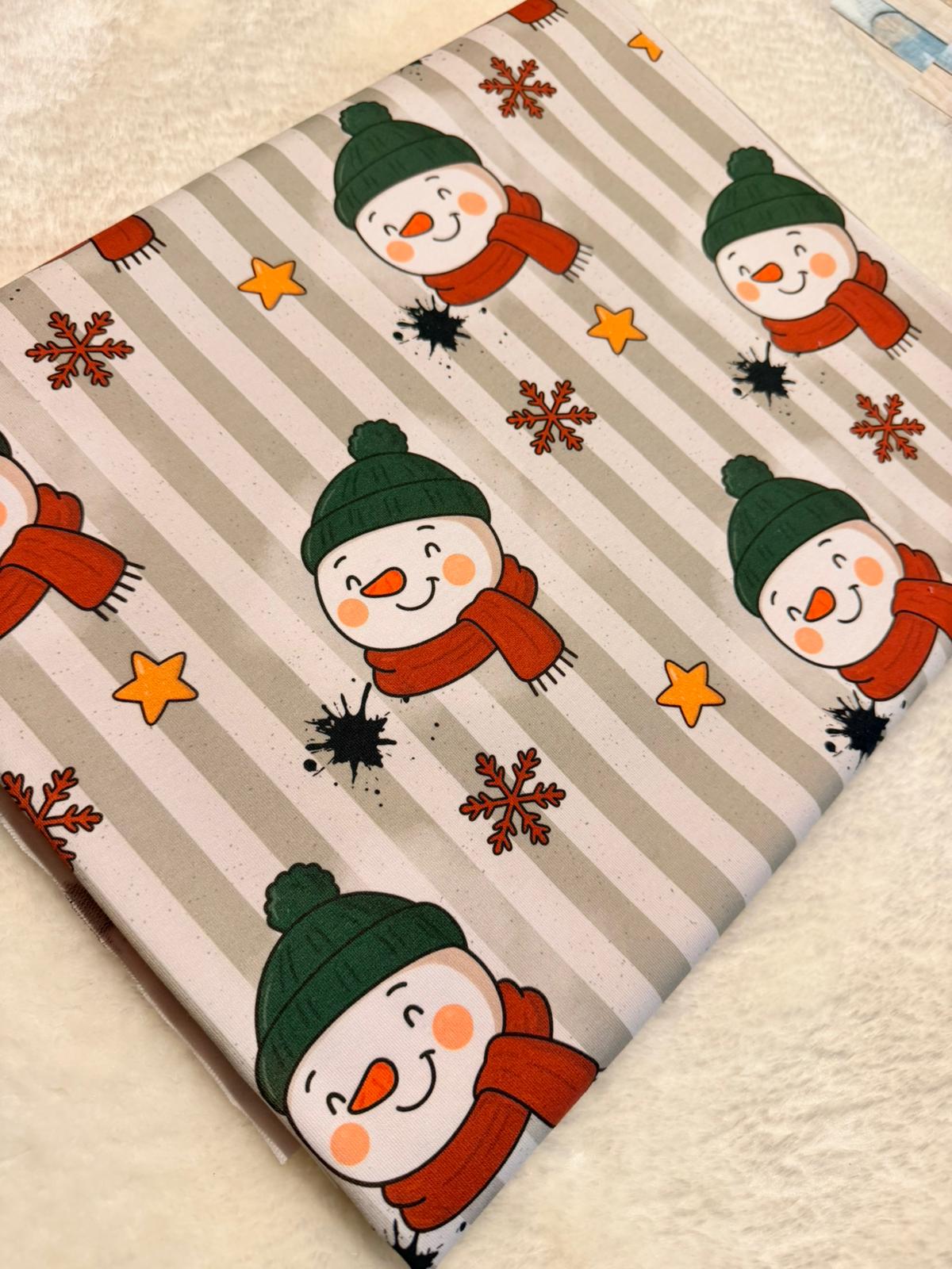 Rest Stoff Canvas VB Snowman mit grüner Mütze 100 cm