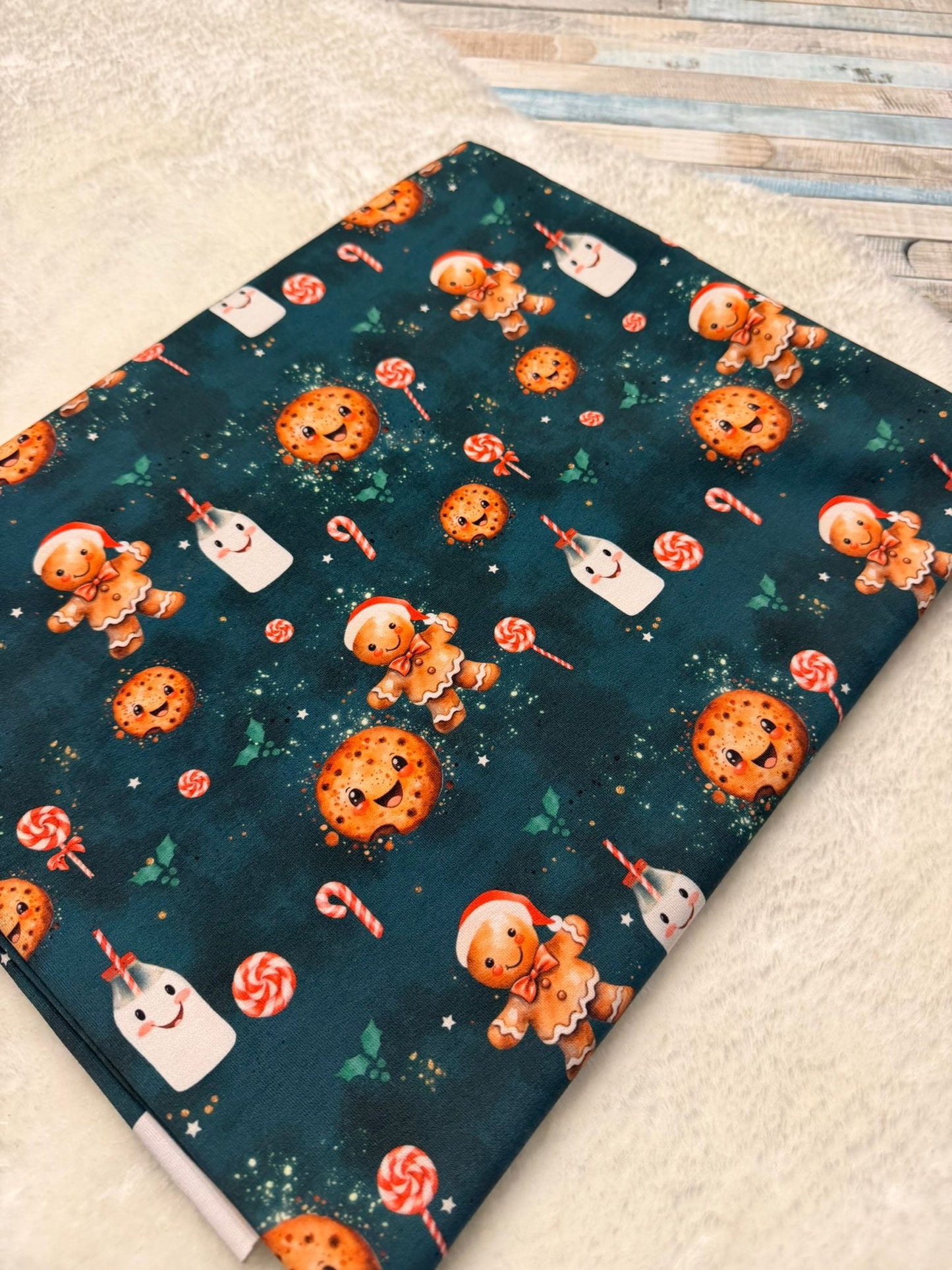 Rest Stoff Sweat VB Weihnachten Cookies 110 cm
