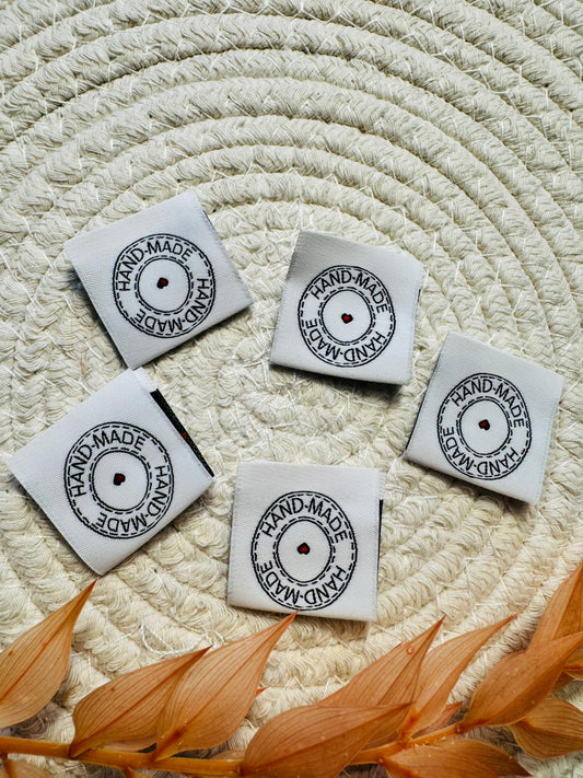 tolles Baumwoll Klapp Weblabel mit dem Motiv Handmade with Love